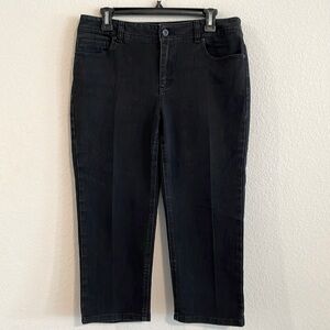 Chico's Women's Denim Jeans Size Medium Black Stretch Cropped Contemporary